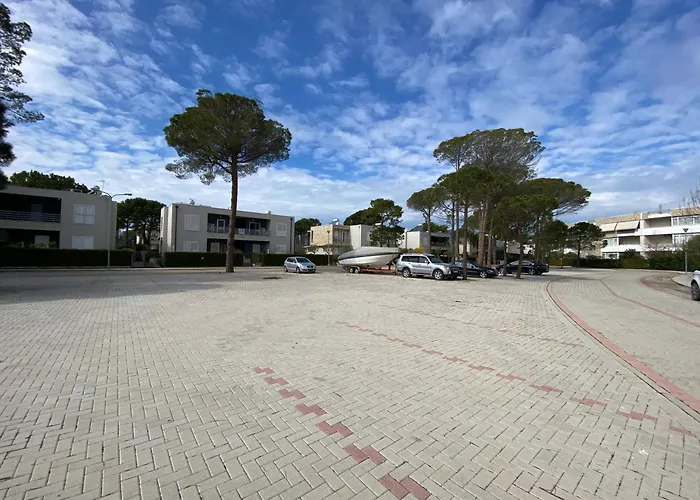 Lalzi Luxe Retreat Lägenhet *