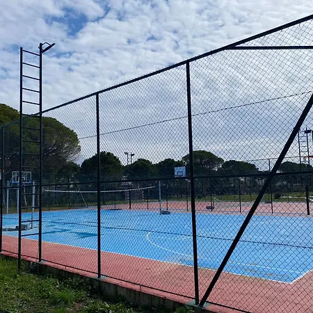 Lalzi Luxe Retreat *